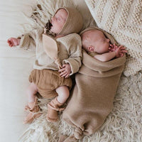 Hvid Titi Dummy Holder & Comforter Oat - Hello Little Birdie