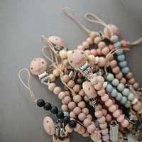 Mushie Dummy Clip Halo, Dried Thyme - Hello Little Birdie