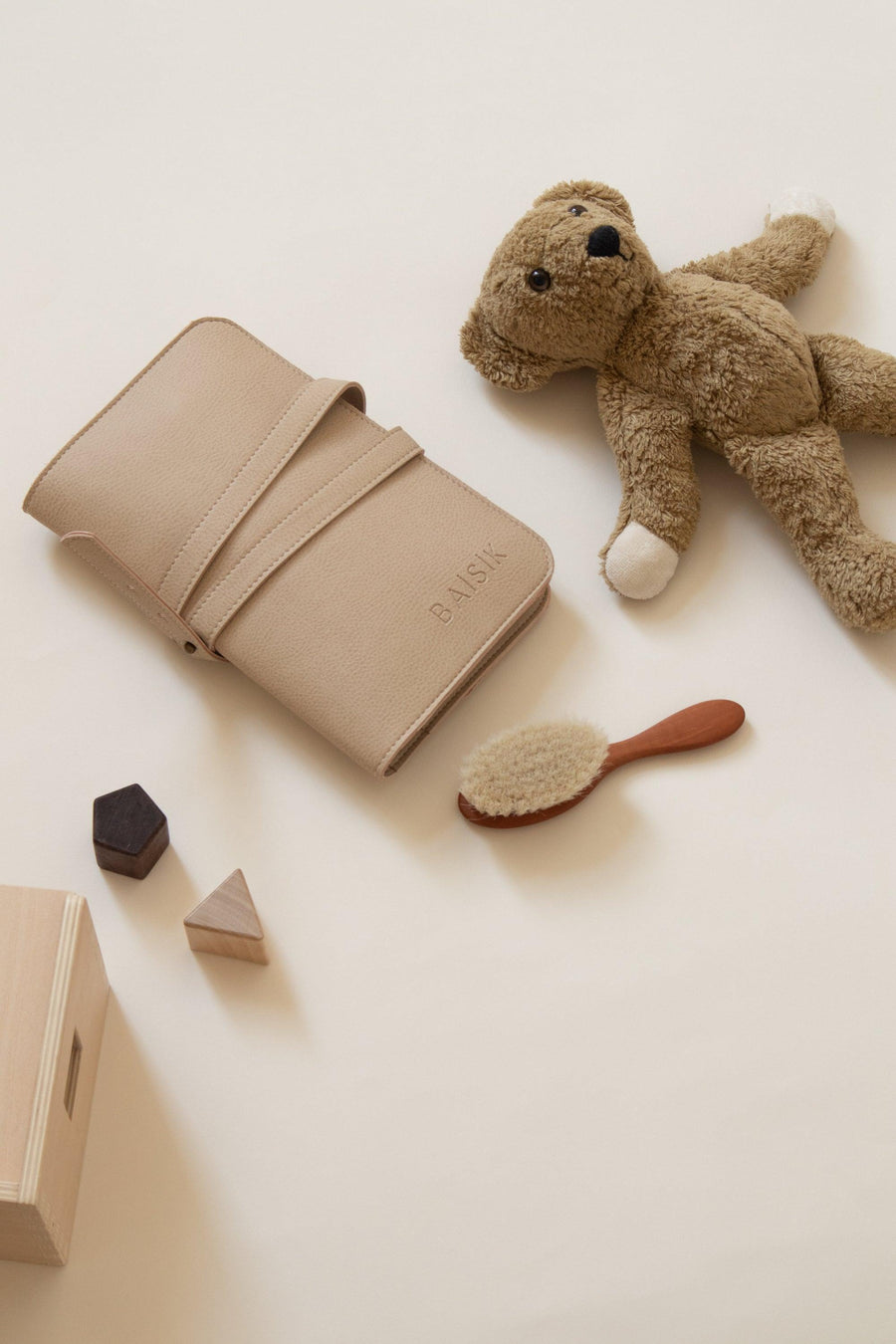 BAISIK Nappy Wallet, Natural - Hello Little Birdie