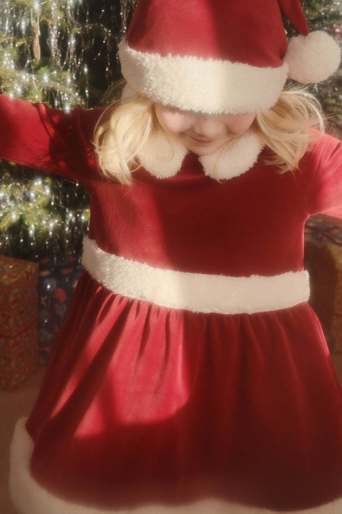 Konges Slojd Classic Christmas Hat, Jolly Red