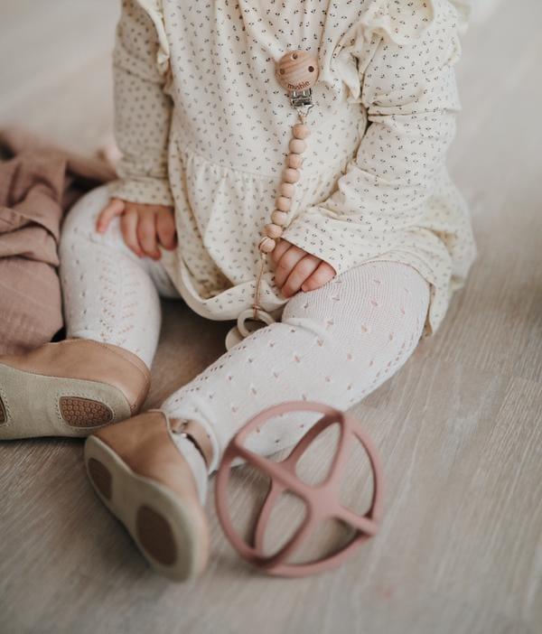 Mushie Ball Teether, Grey (PRE-ORDER FEB) - Hello Little Birdie