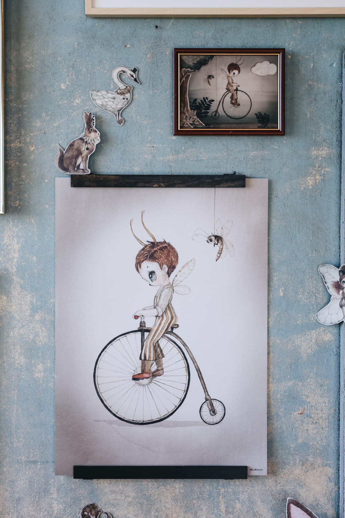 MRS MIGHETTO MR JOHN WATERCOLOUR ART PRINT 50X70CM, TINY THEATER COLLECTION - Hello Little Birdie